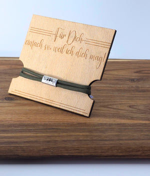 Personalisiertes Segeltauarmband mit Edelstahlschieber / Nussholzschieber